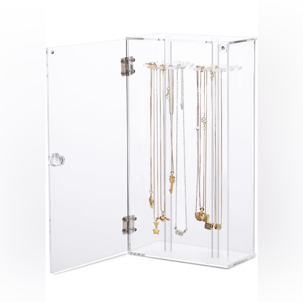 EUC Clear Acrylic Necklace Jewelry Organizer
